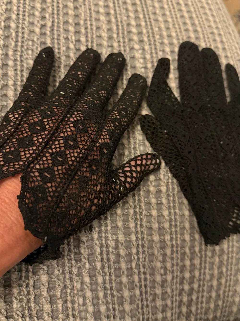 Black Lace Women's Fashion Gloves